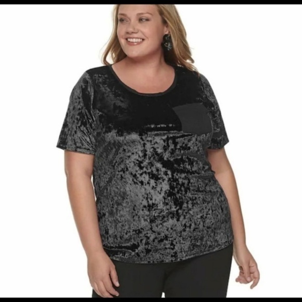 EVRI size 2X velvet top